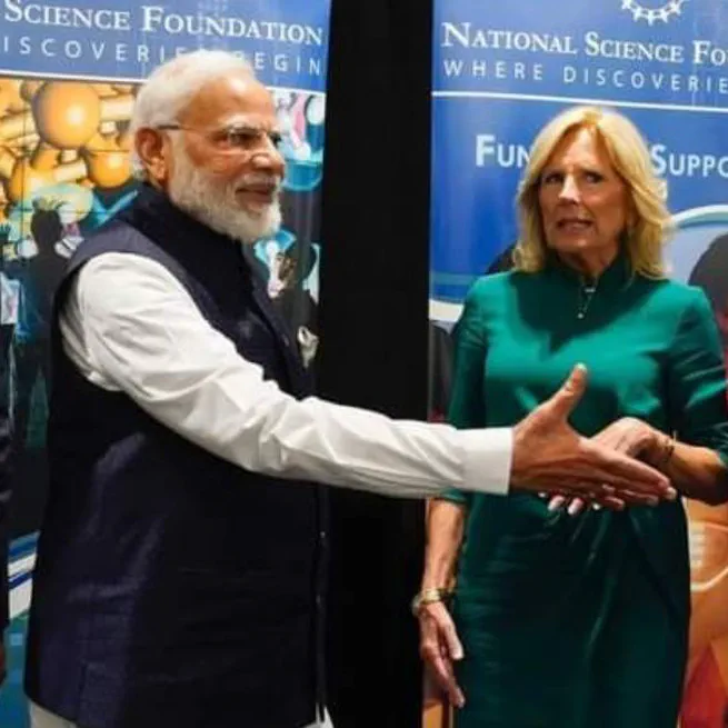 Pune Researcher’s Deep Sea Pearl-Finding Robot Impresses PM Modi during US Visit